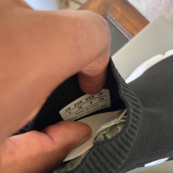 New Balenciaga Speed Trainer Graffiti Size 43 10US MSRP $995  BRAND NEW BALENCIAGA SPEED GRAFFITI SNEAKERS